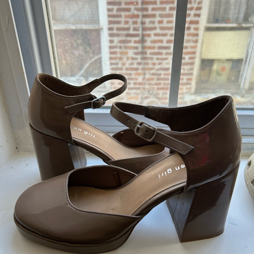 Brown Mary Jane Heels